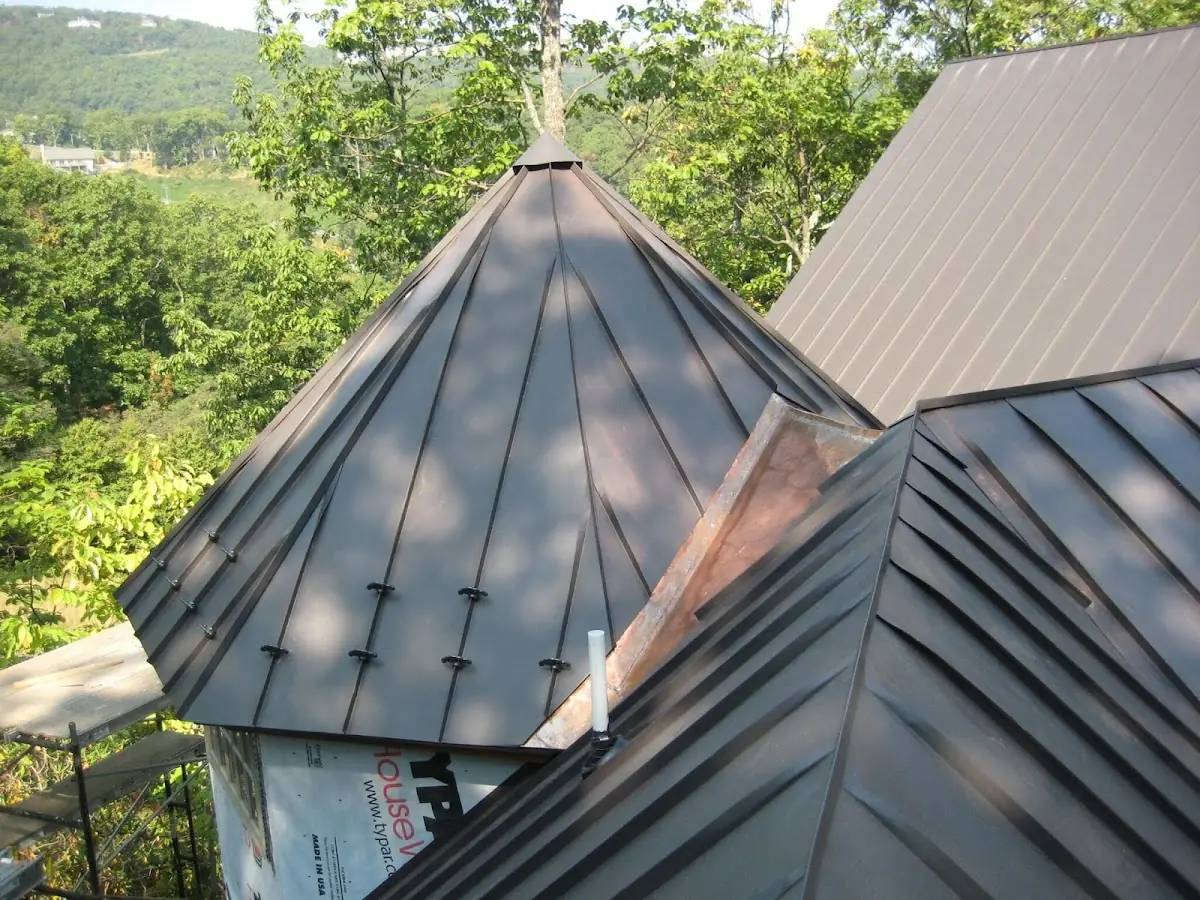 Professional Roof Tarp Installation by Craftsman Roofing in Colony Club